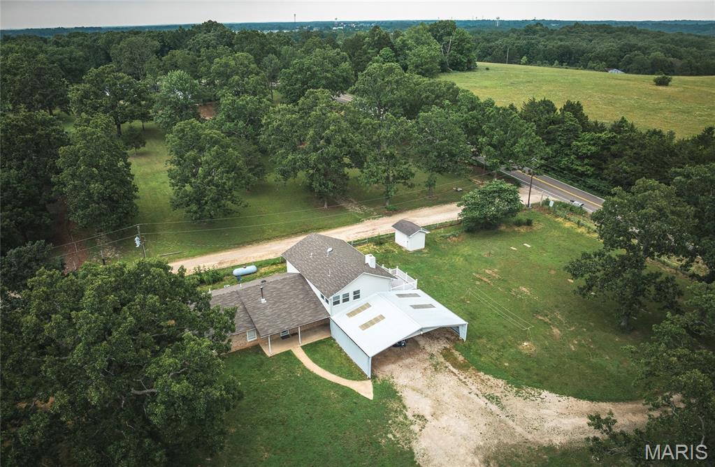 522 Highway FF, Bourbon, MO, 65441
