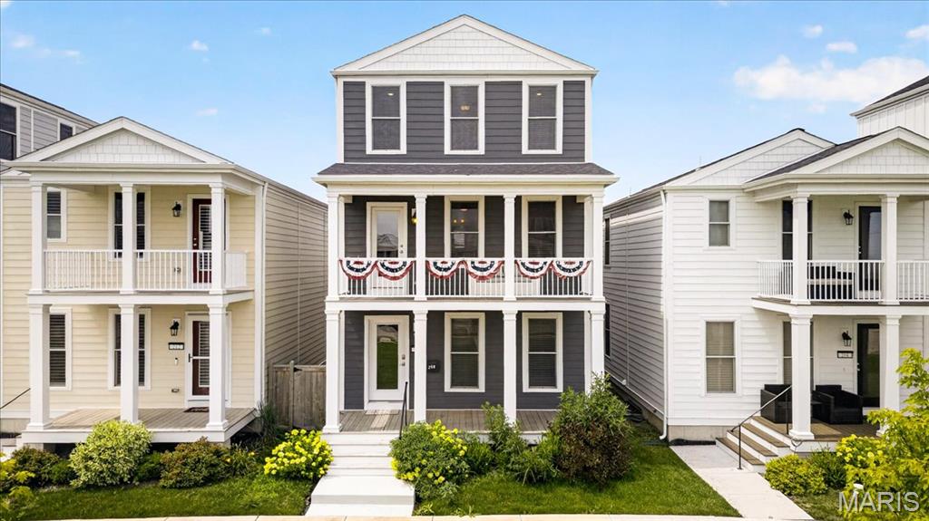 208 Freehold Rock
