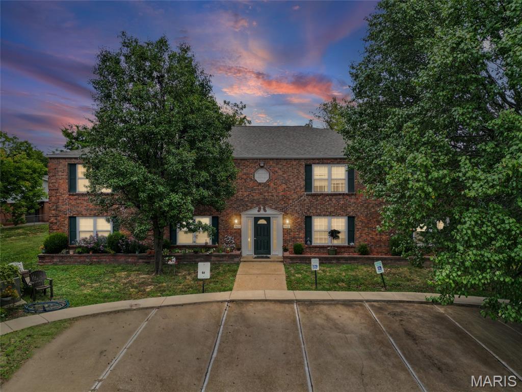 9421 Green Park Gardens
