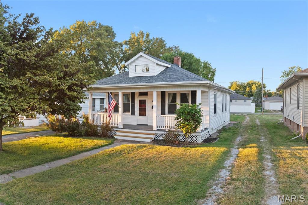 418 Adams