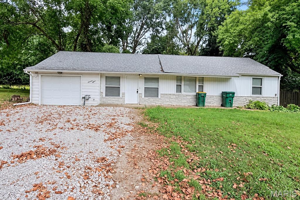 1915 Green Valley Drive, Unincorporated, MO, 63136