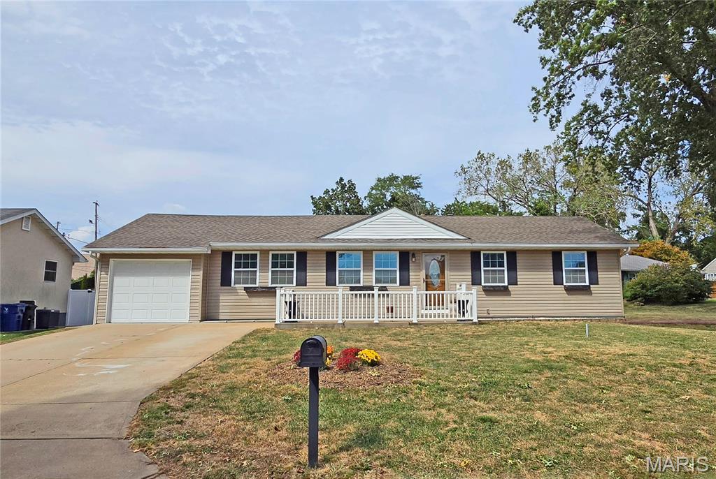 11201 Flori Drive, Green Park, MO, 63123 - 3 bed, 2 bath home for sale in Green Park, MO